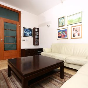 Dnevna soba i klub sto, masiv