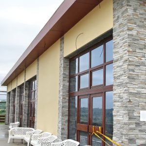 Drveni prozori i balkonci, Istraživačka stanica Petnica, spolja_njost Drveni prozori i balkonci, Istraživačka stanica Petnica, spolja_njost