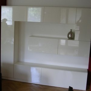 Komoda, bojeni medijapan