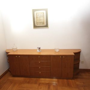 Komoda, masiv i furnirani medijapan