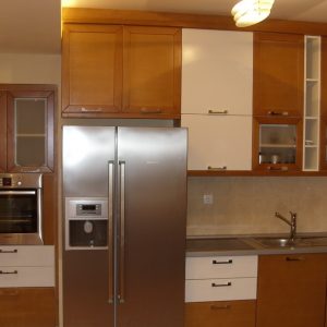 Kuhinja, kombinacija masiva i medijapana